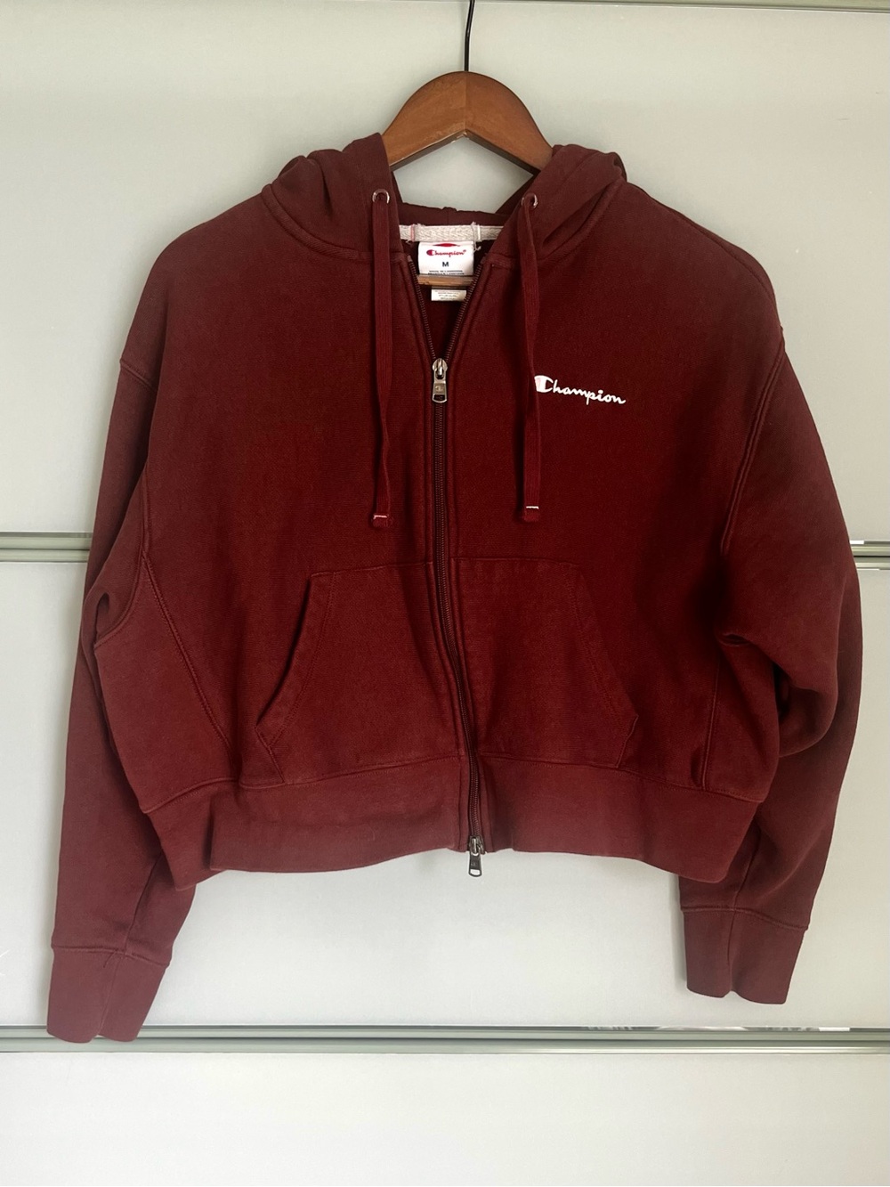Champion Cropped Zip Up Hoodie Maroon Burgundy Logo Sweatshirt Women’s M